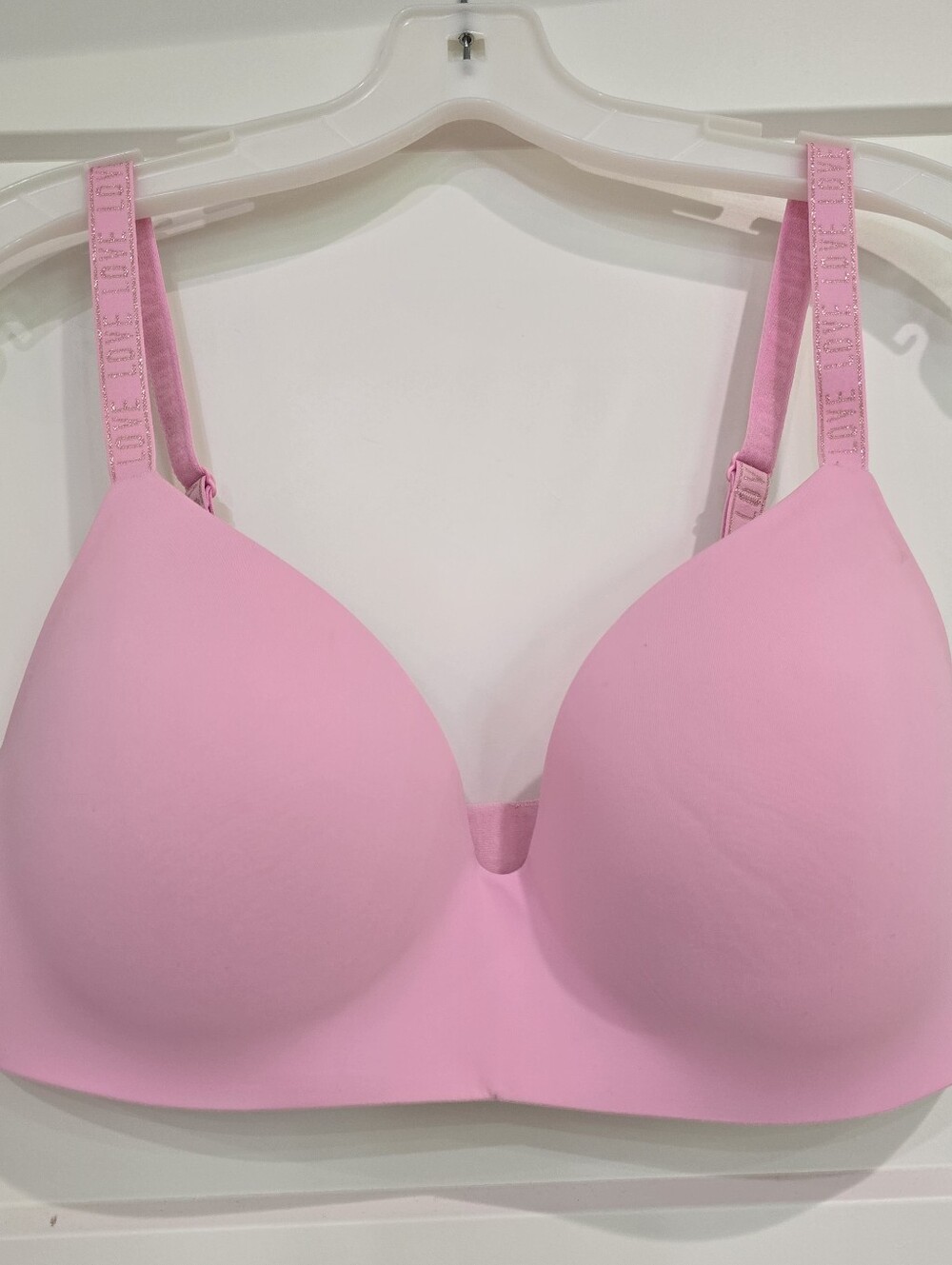 Victoria's Secret Smooth Light Pink Bra 38D Comfort